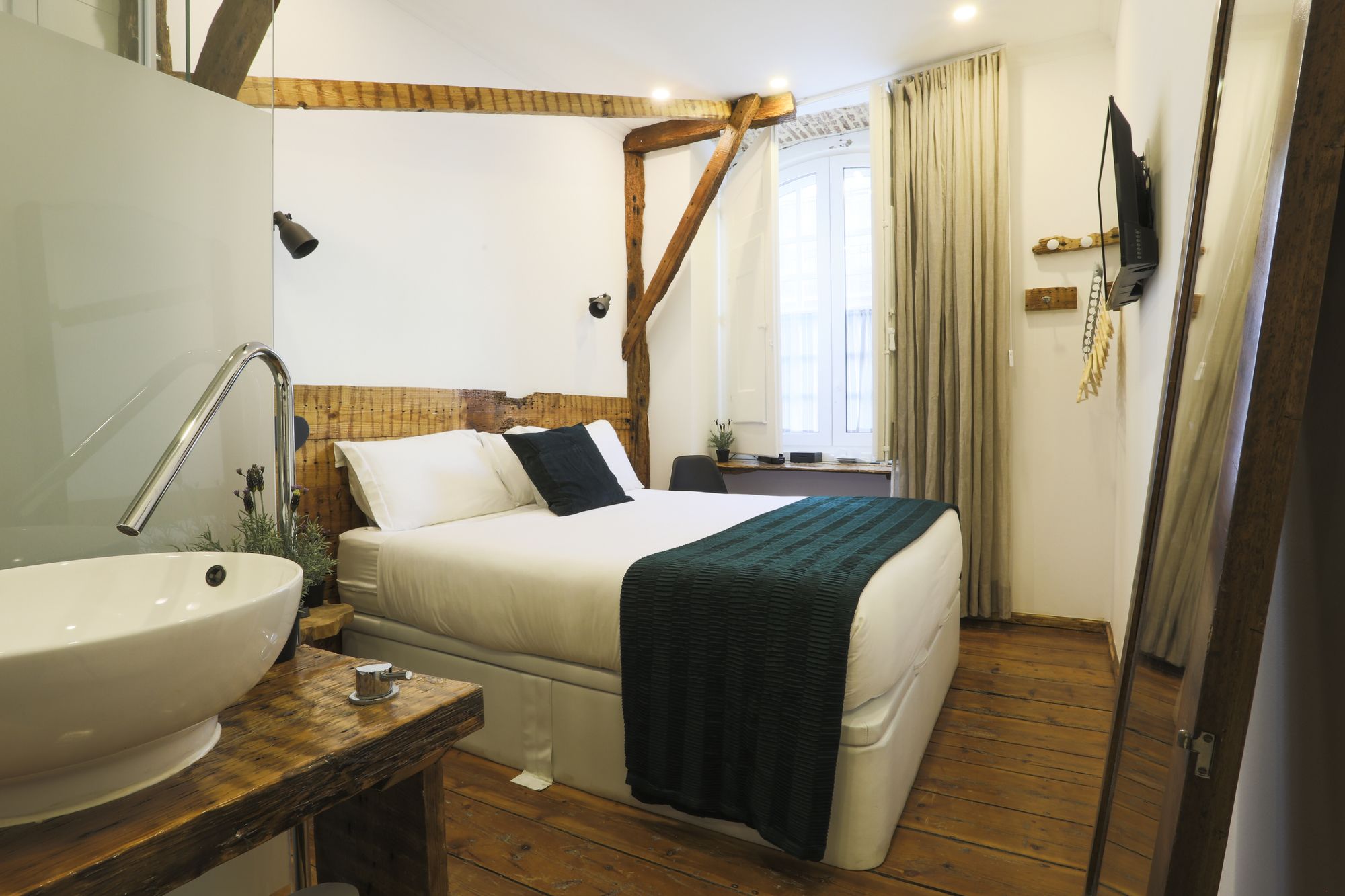 Фото 262 Boutique Hotel