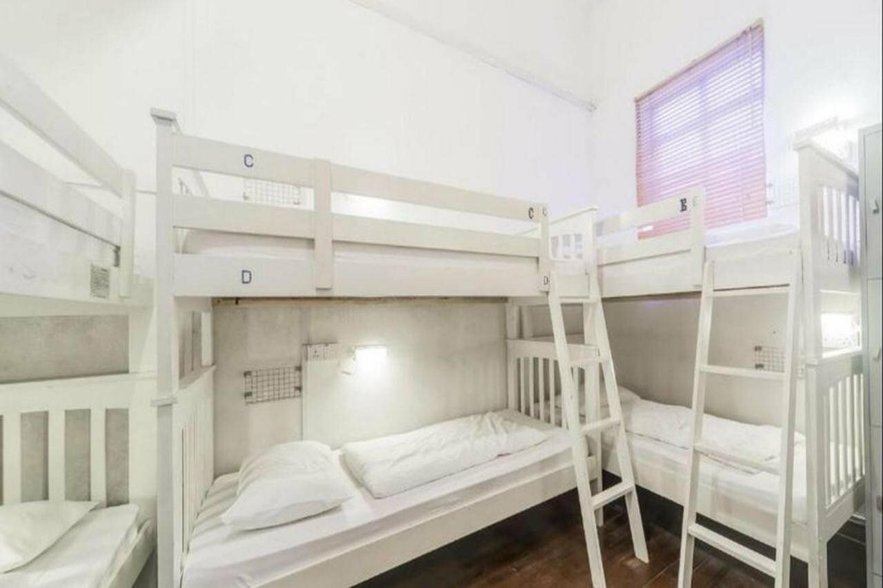 Фото Beat Arts Hostel at Chinatown