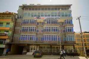 Гостиница Airport Landing Hotel