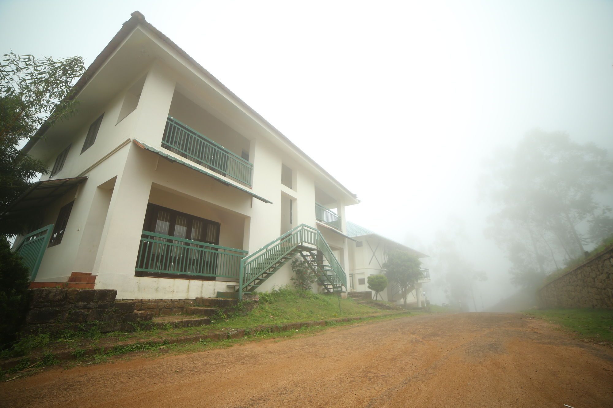 Фото Ayur County