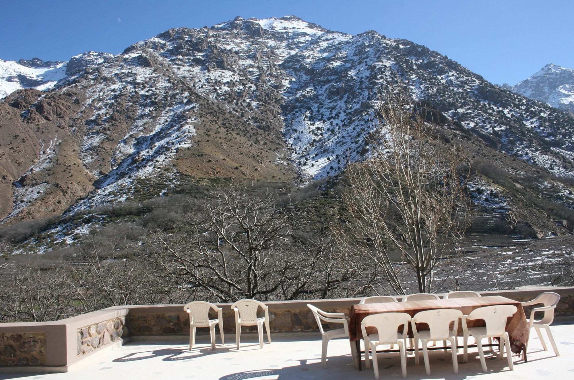 Фото Hotel Armed