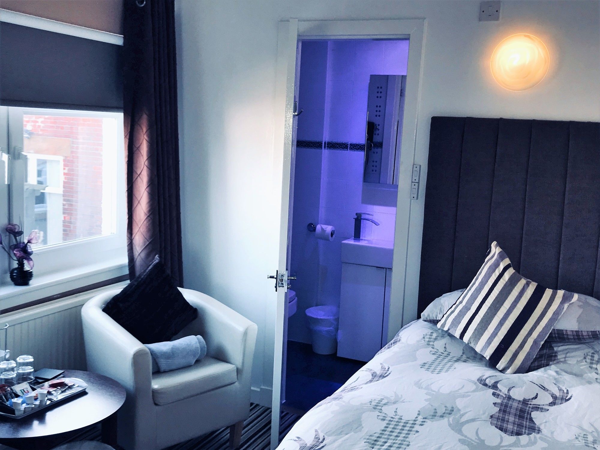 Фото Beechwood Ensuite Guest House