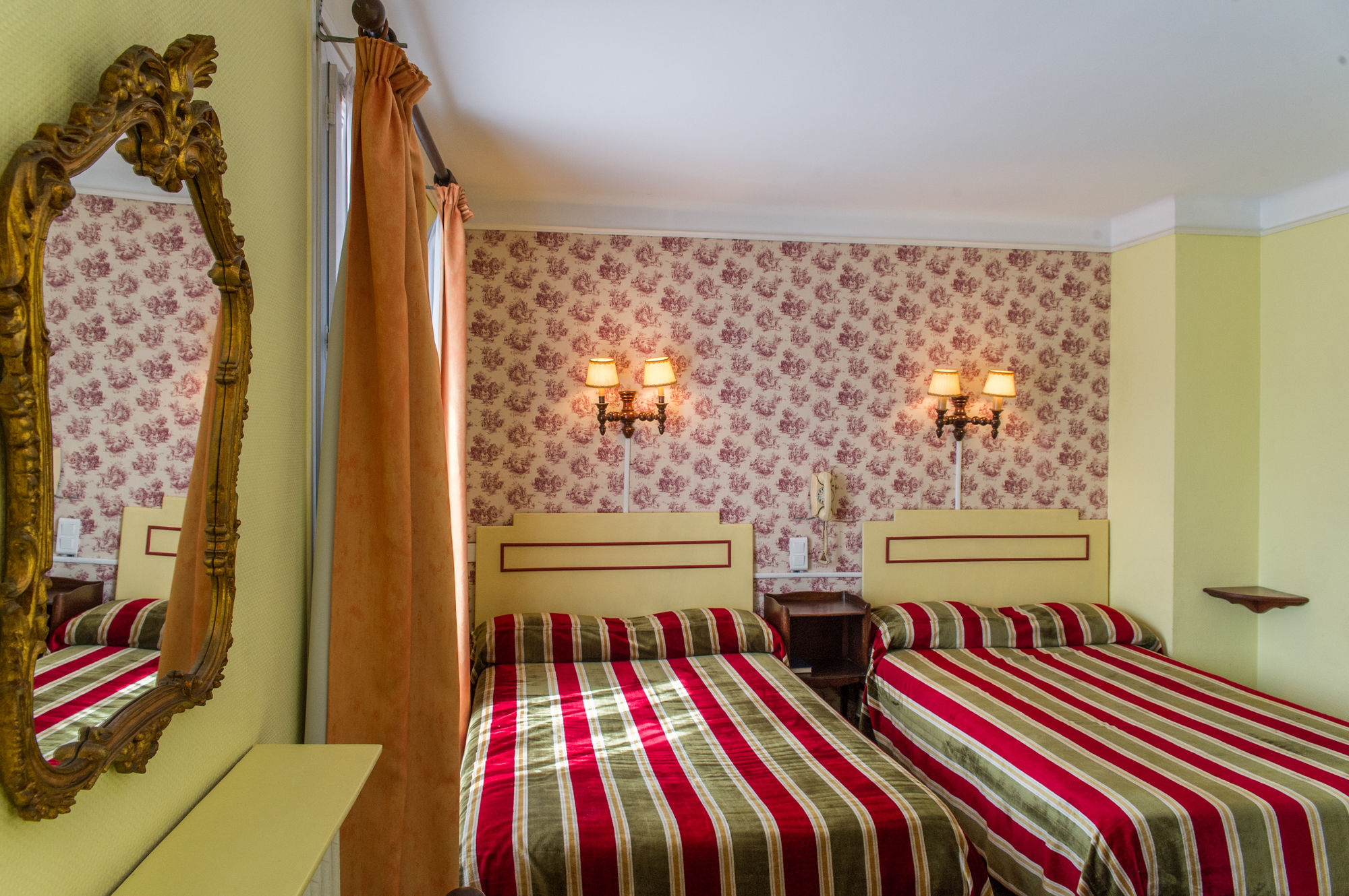 Фото Hôtel Pb - Paris-Barcelone