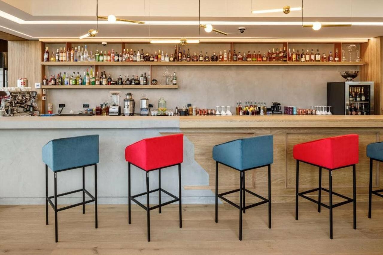 Фото Qosmo Brasov Hotel