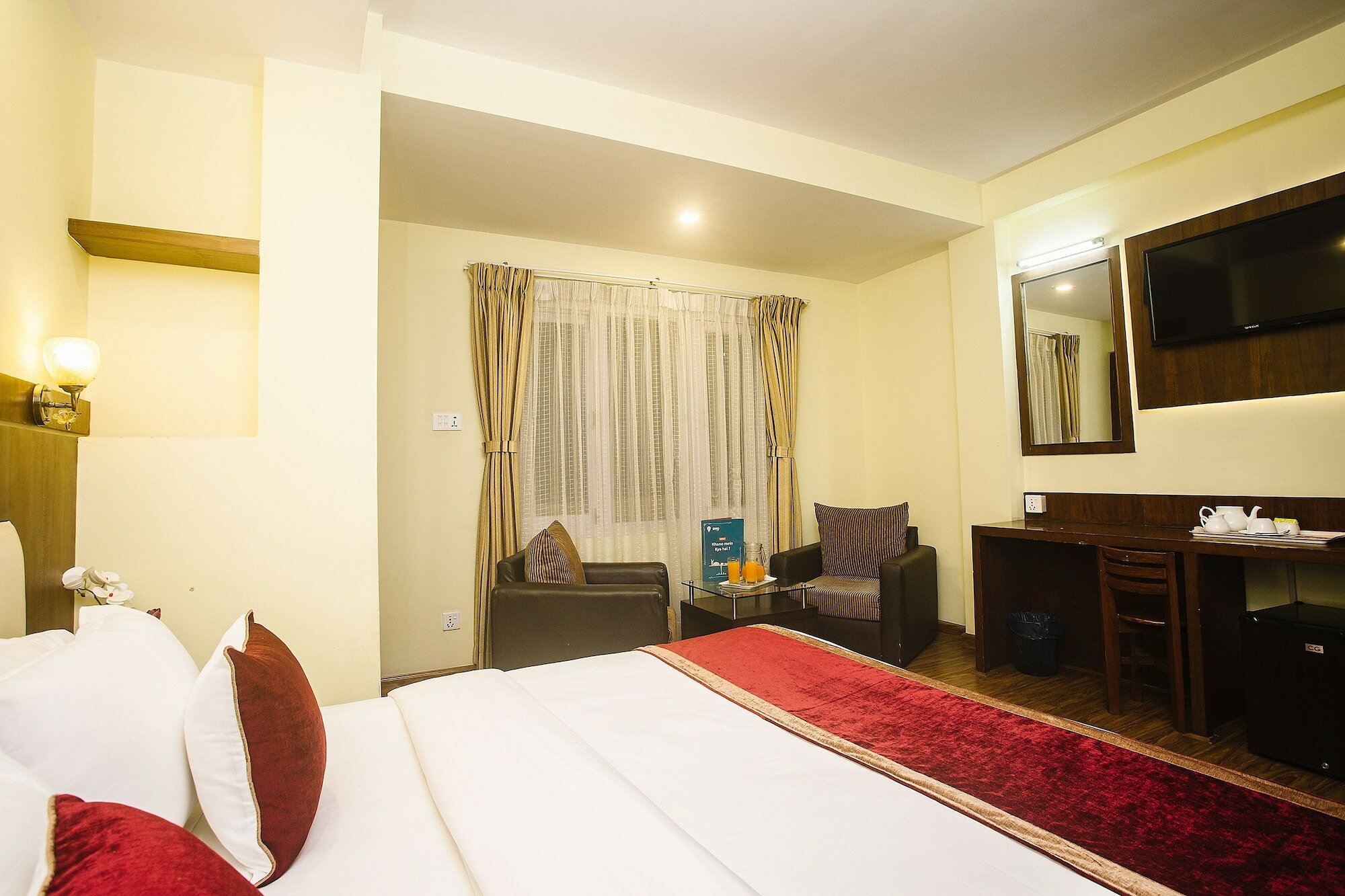 Фото Backyard Hotel