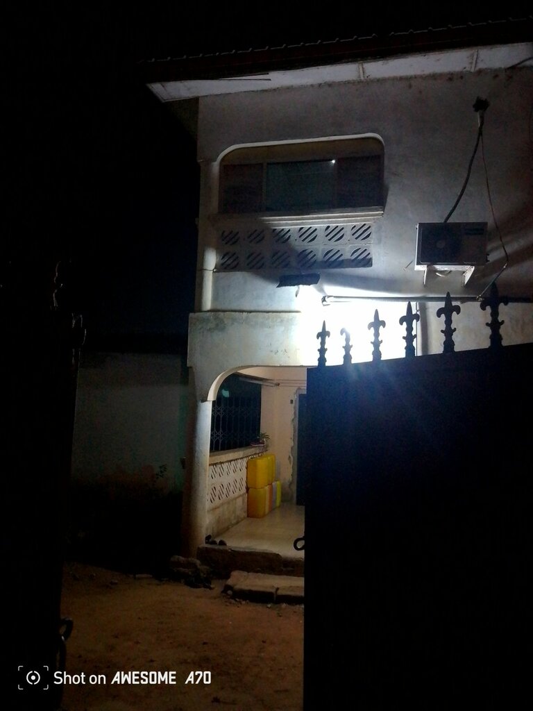 Grocery Dansoman Market, Accra, photo