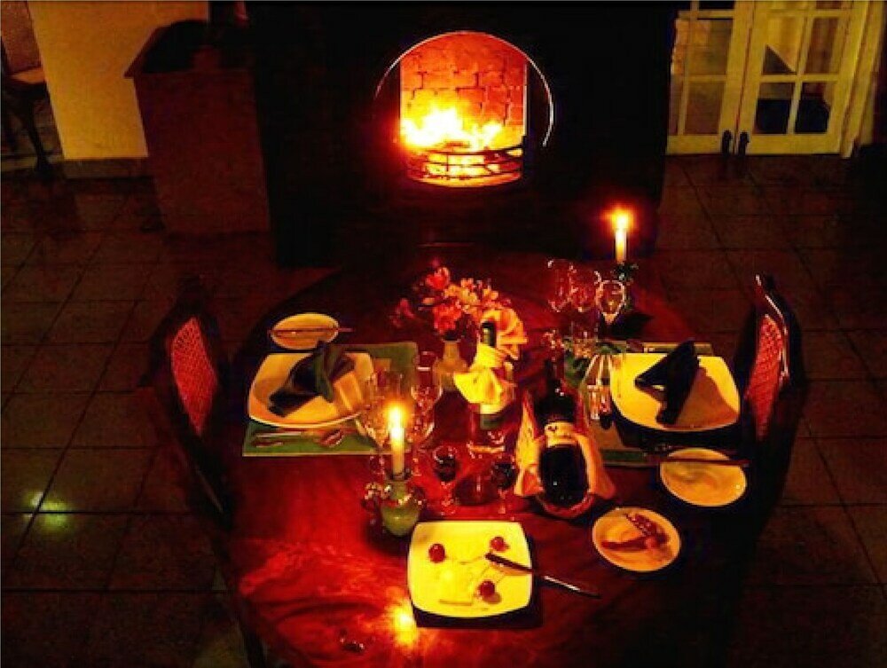 Фото The Rock Hotel