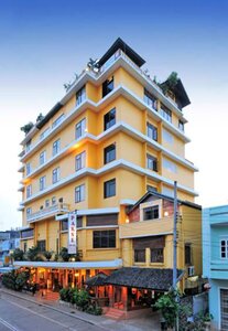 Гостиница Pakse Hotel & Restaurant