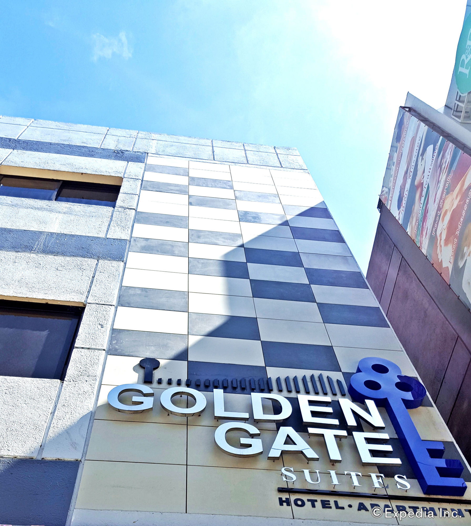Фото Golden Gate Suites