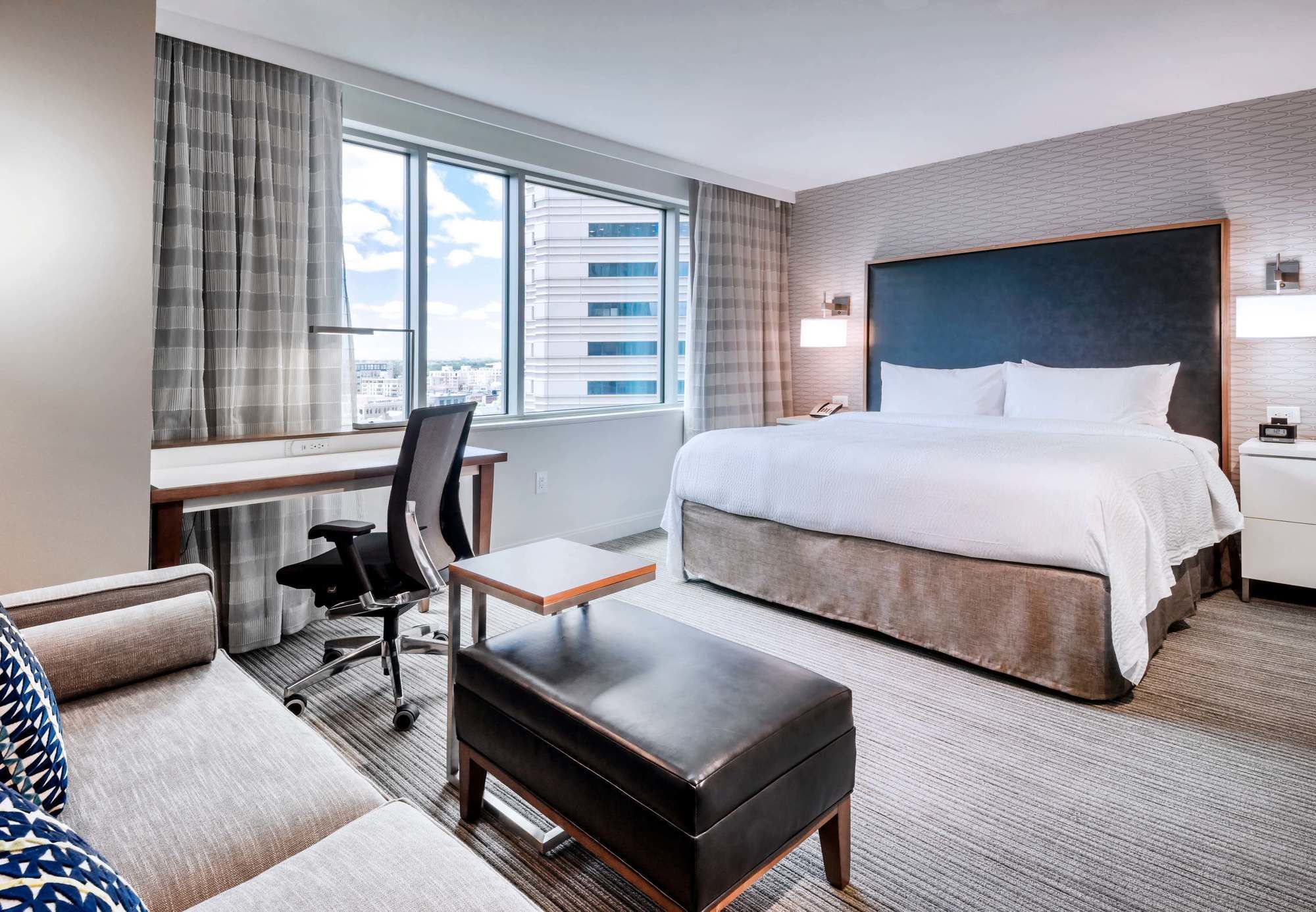 Фото Residence Inn by Marriott Jersey City