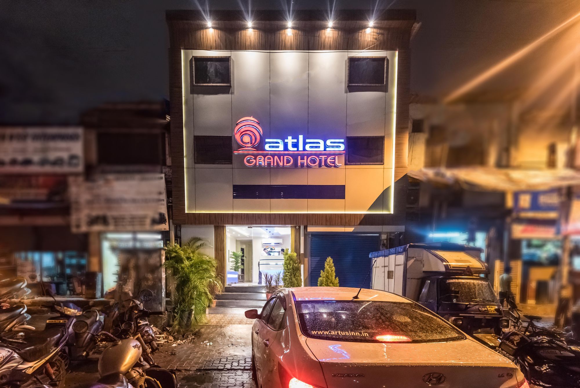 Фото Hotel Atlas Grand