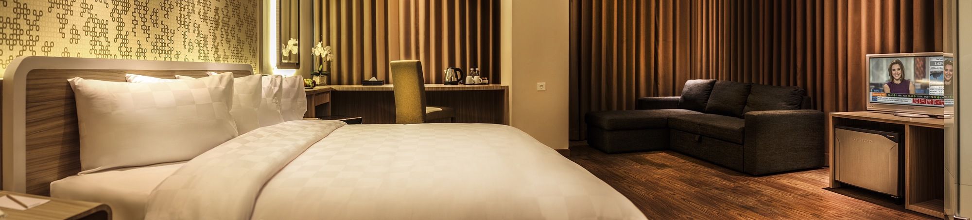 Фото M Premiere Hotel