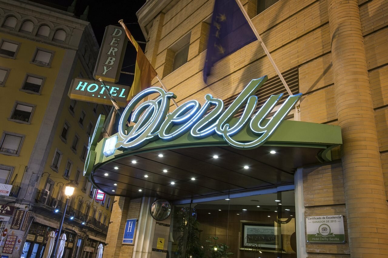 Фото Derby Sevilla