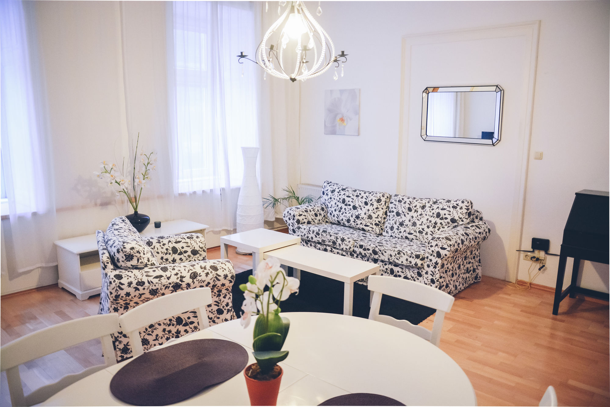 Фото Jl Apartments