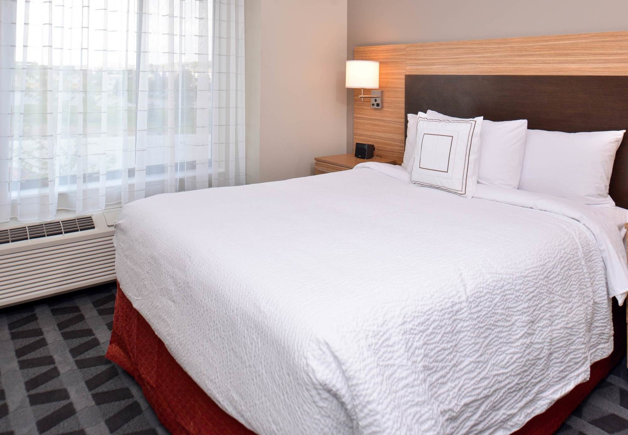 Фото TownePlace Suites by Marriott Gillette