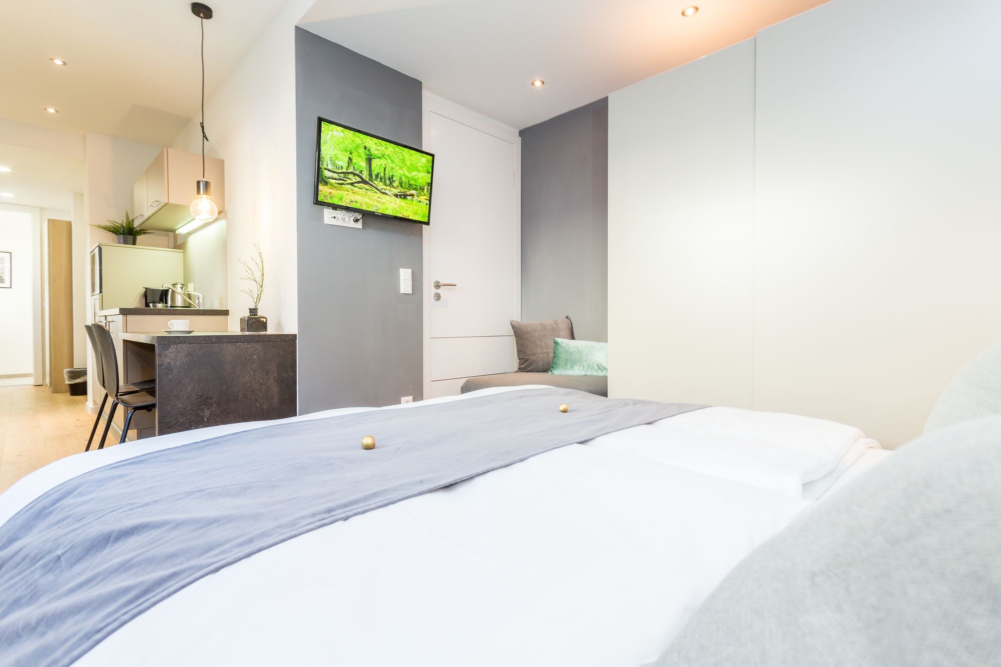 Фото Room 4 & 5 Apartments