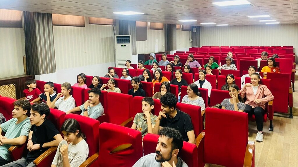 School Yavuz Selim Secondary School, Batman, photo