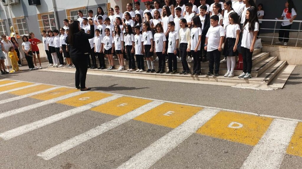 School Mehmet Adnan Ozcelik Middle School, Mersin, photo