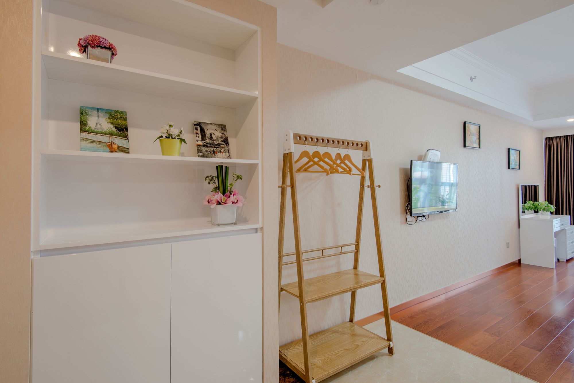 Фото Galaxy Time Apartment Hotel