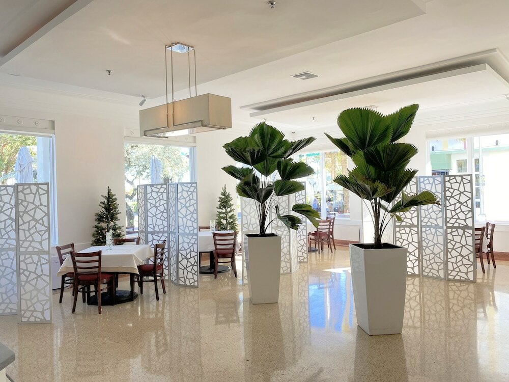 Фото Avalon Hotel