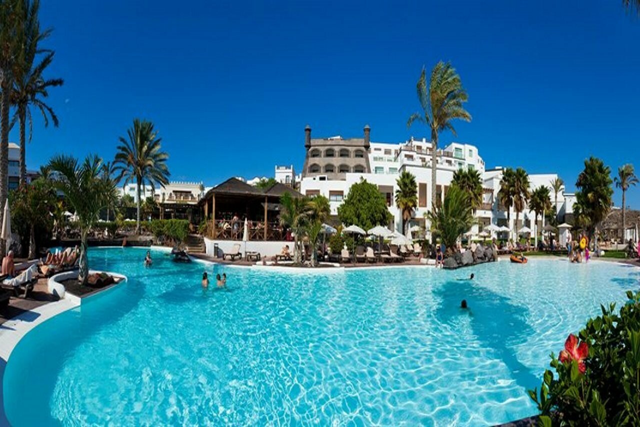 Фото Gran Castillo Tagoro Family & Fun Playa Blanca - All Inclusive