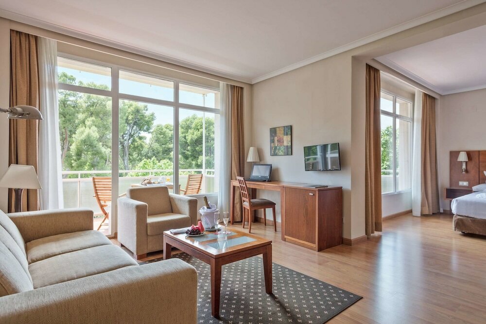 Фото Hotel Sercotel Los Llanos