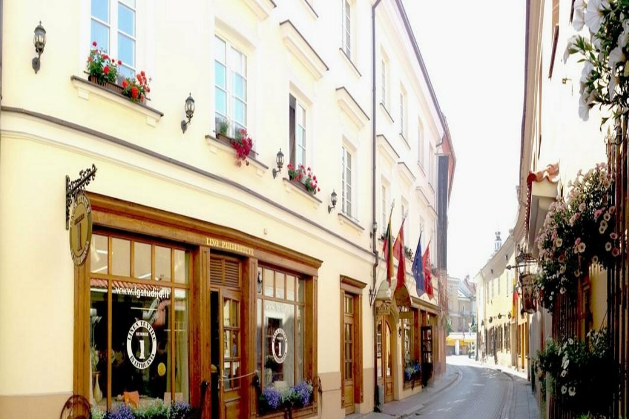 Фото отеля 1