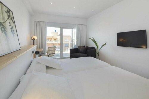 Внешний вид отеля Hotel Hm Ayron Park в Пальма-де-Мальорке, фото 5