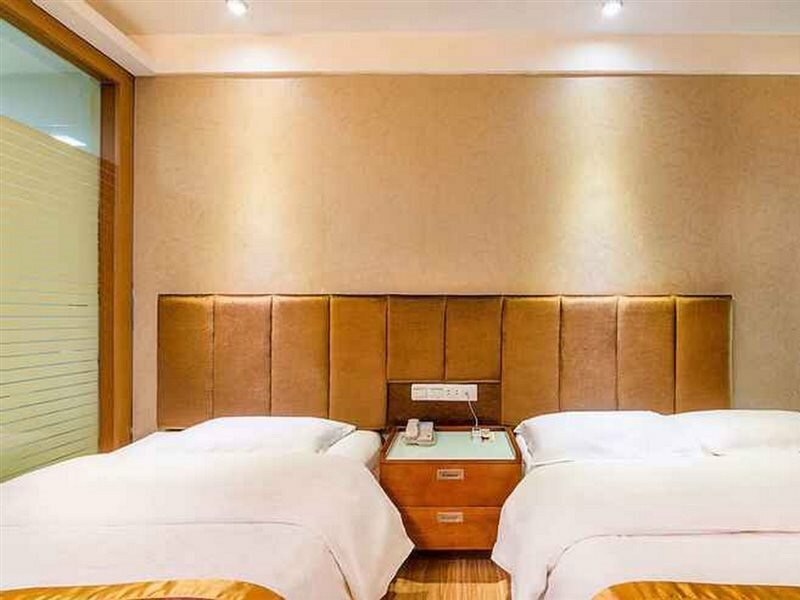 Фото Kaiserdom Hotel