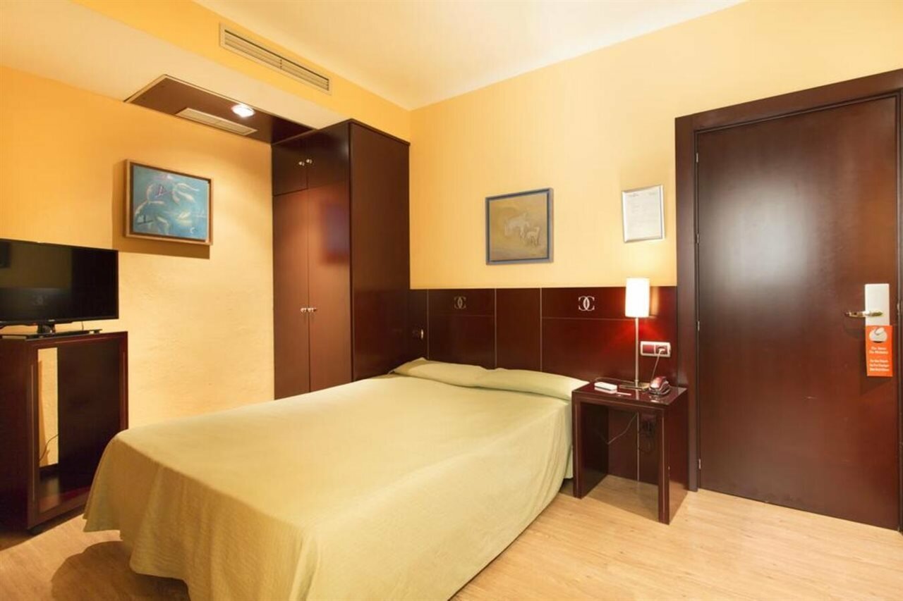 Фото Hotel Carlos V