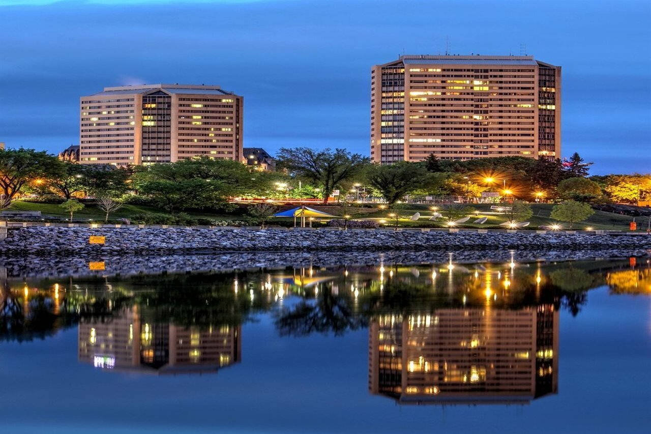 Фото Delta Hotels by Marriott Saskatoon Downtown