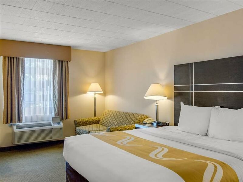 Фото Quality Inn Ledgewood - Dover