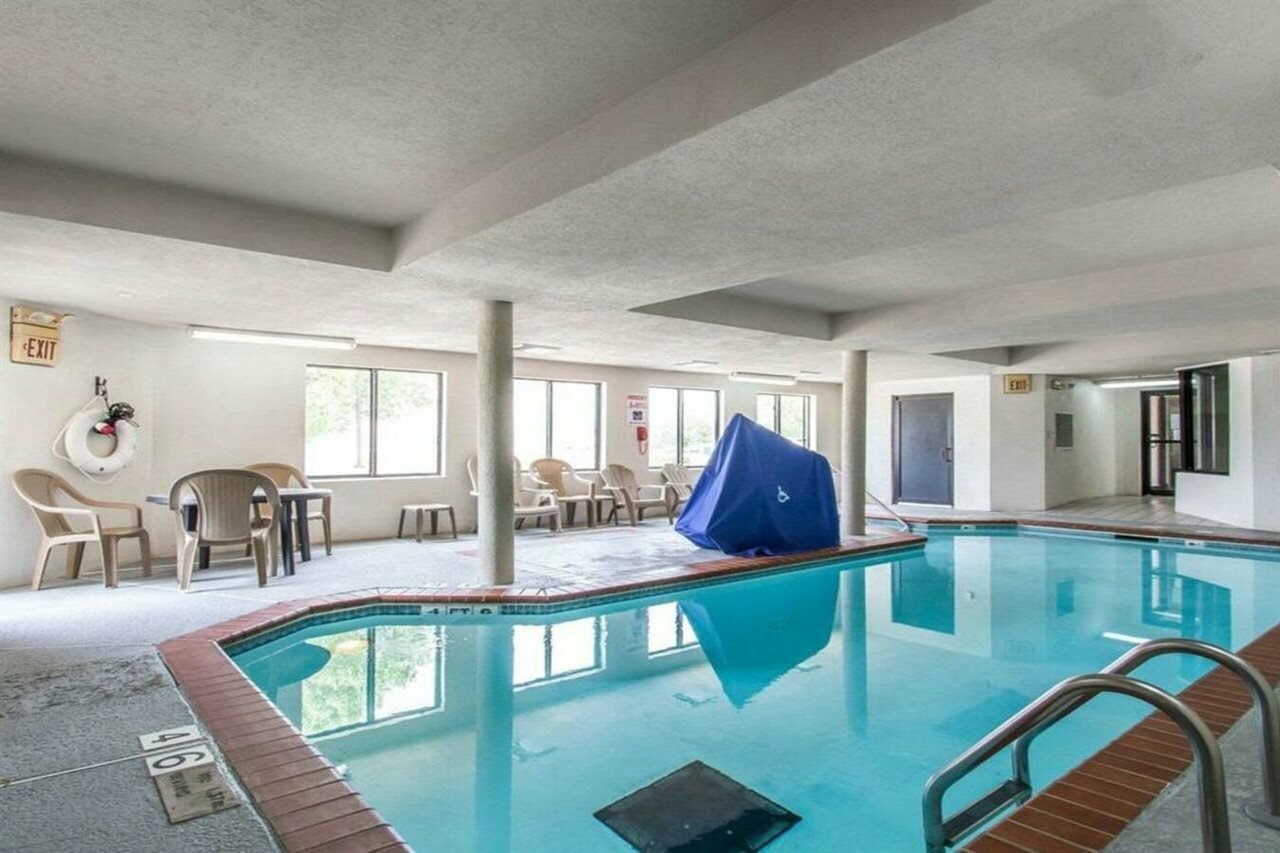 Фото The Douillet by Demeure Hotels