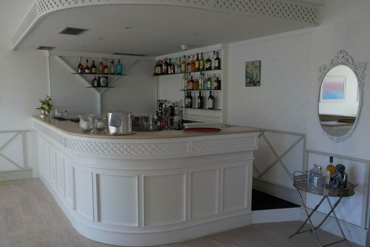 Фото Hotel Bijou