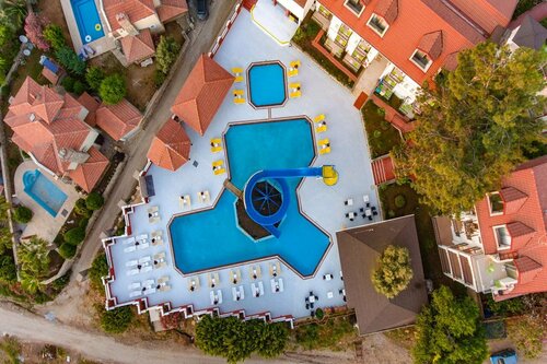 Гостиница Sunshine Holiday Resort в Олюденизе