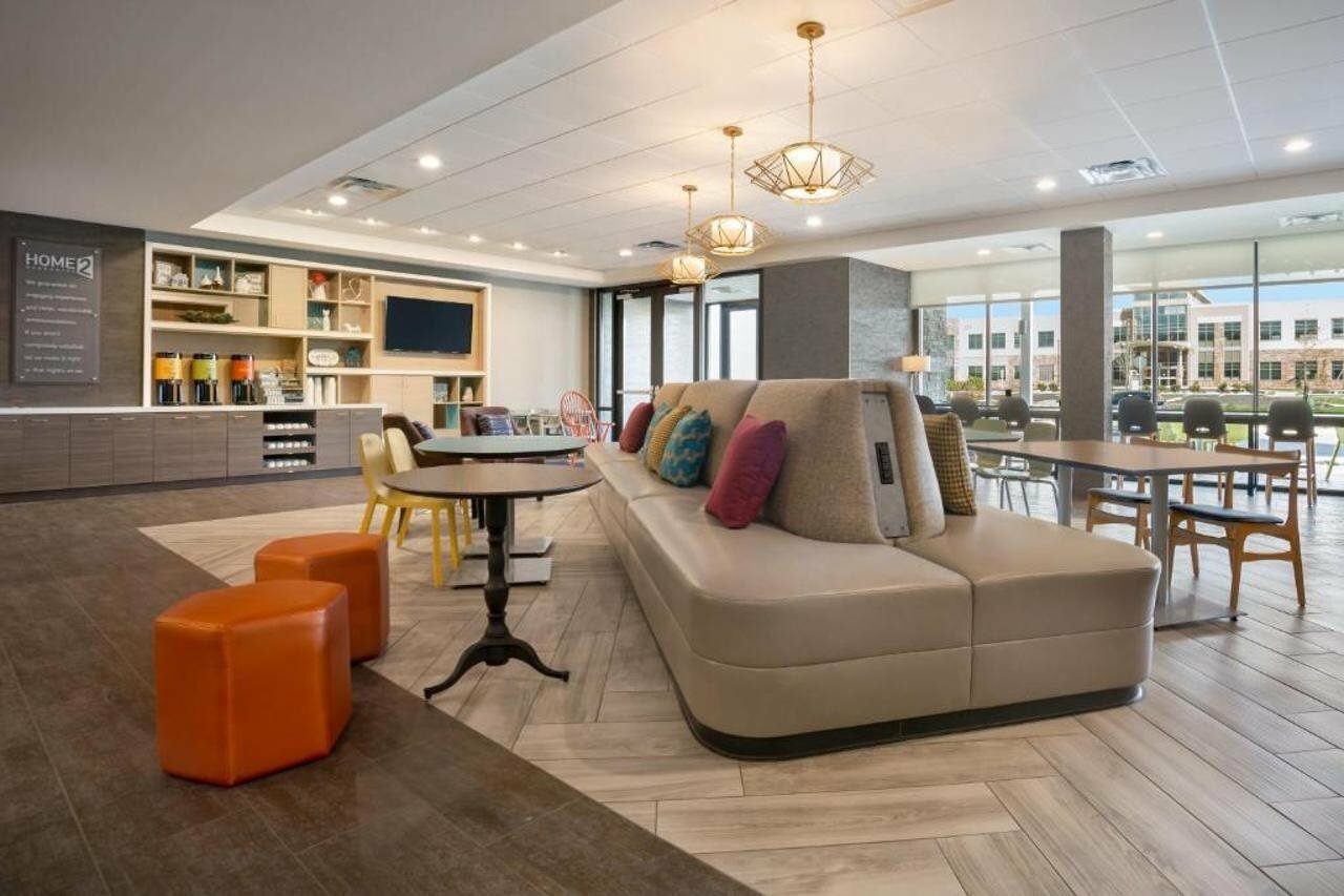 Фото Home2 Suites by Hilton Warminster Horsham