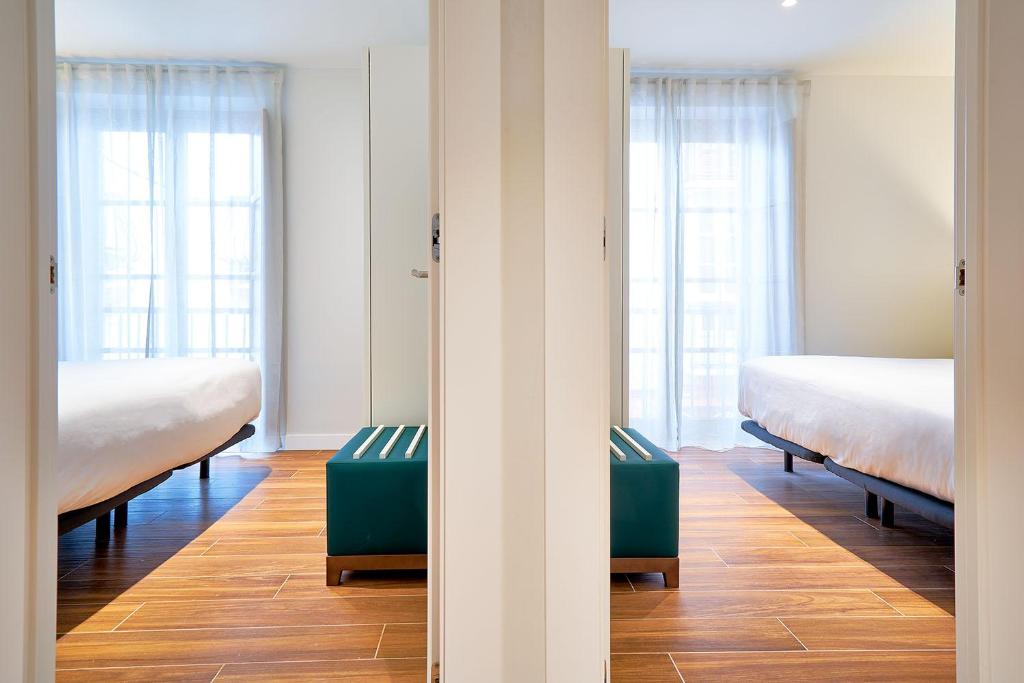 Фото Tandem Torres De Cádiz Suites