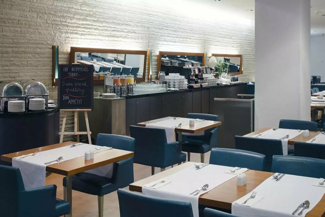 Фото Vienna House by Wyndham Andel's Prague