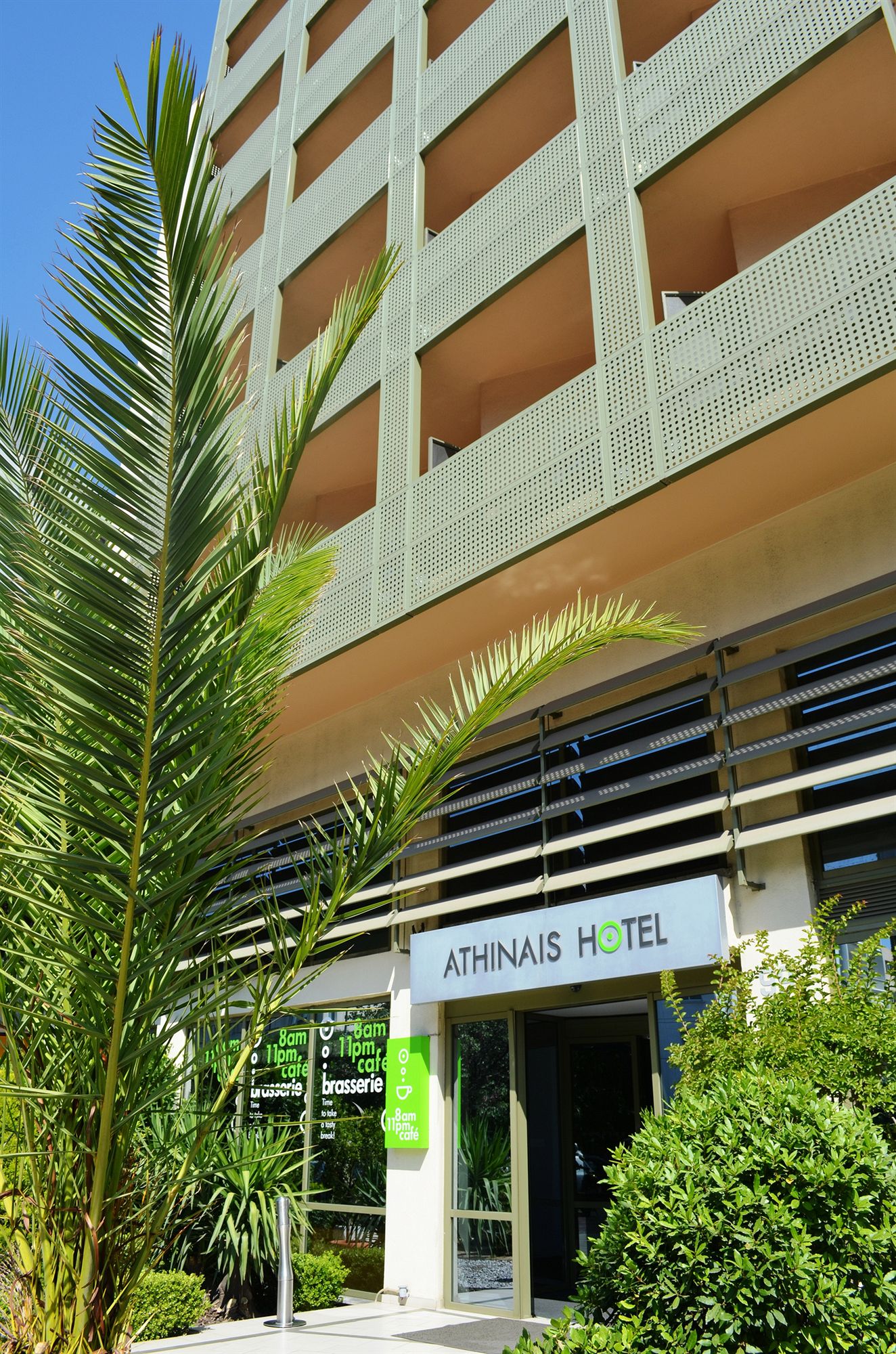 Фото Athinais Hotel