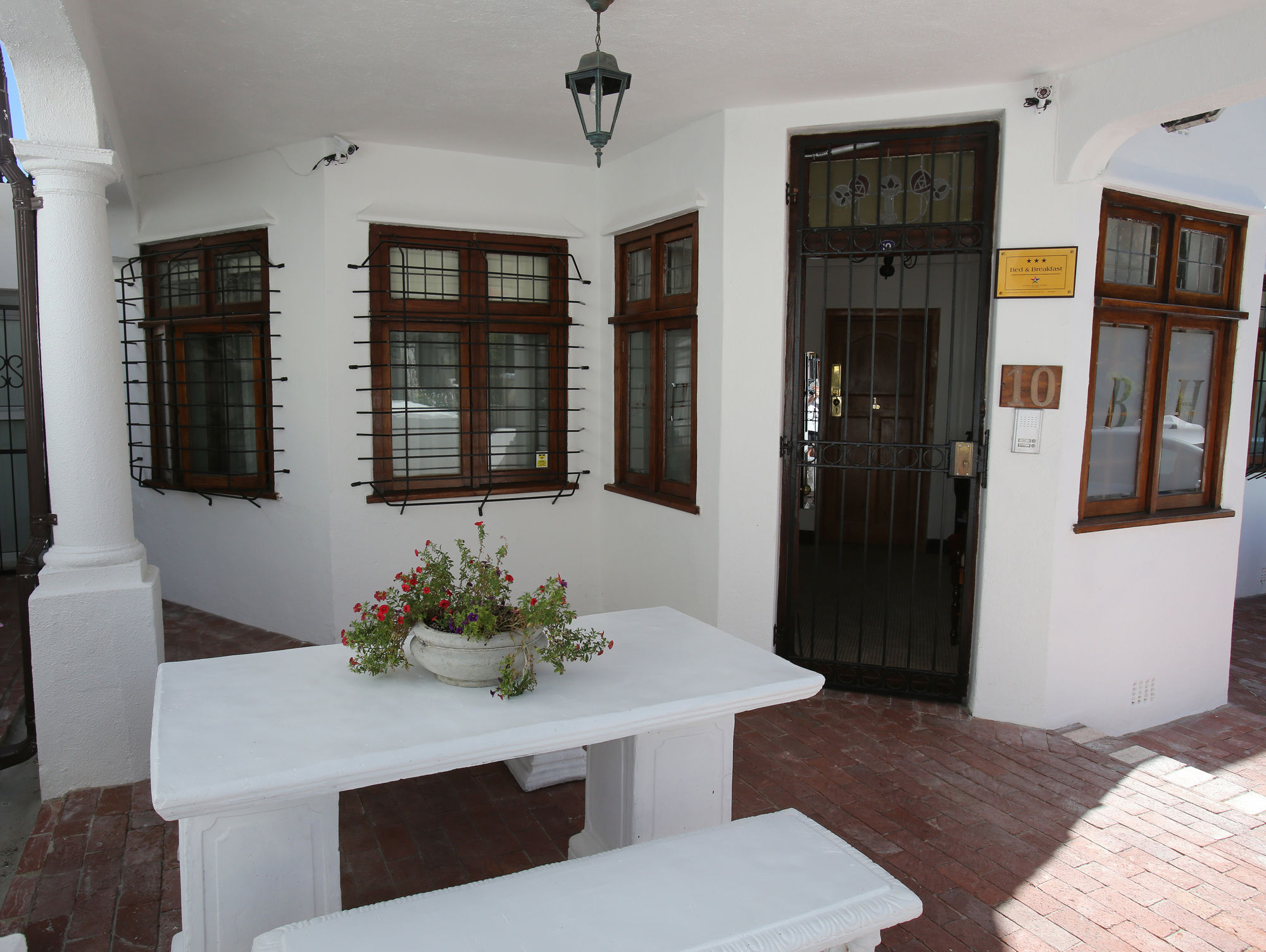 Фото Belmont Guest House