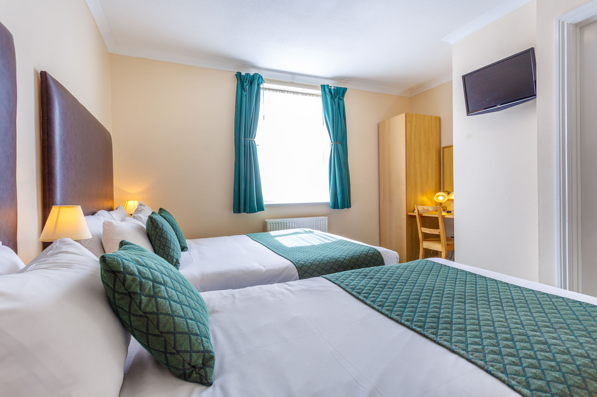 Фото London Town Hotel