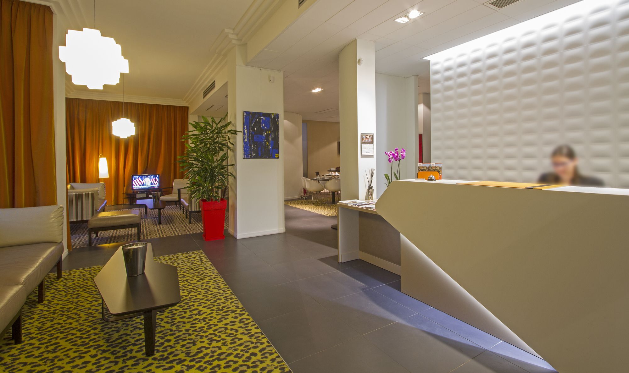 Фото Privilege Appart Hotel Saint Exupery