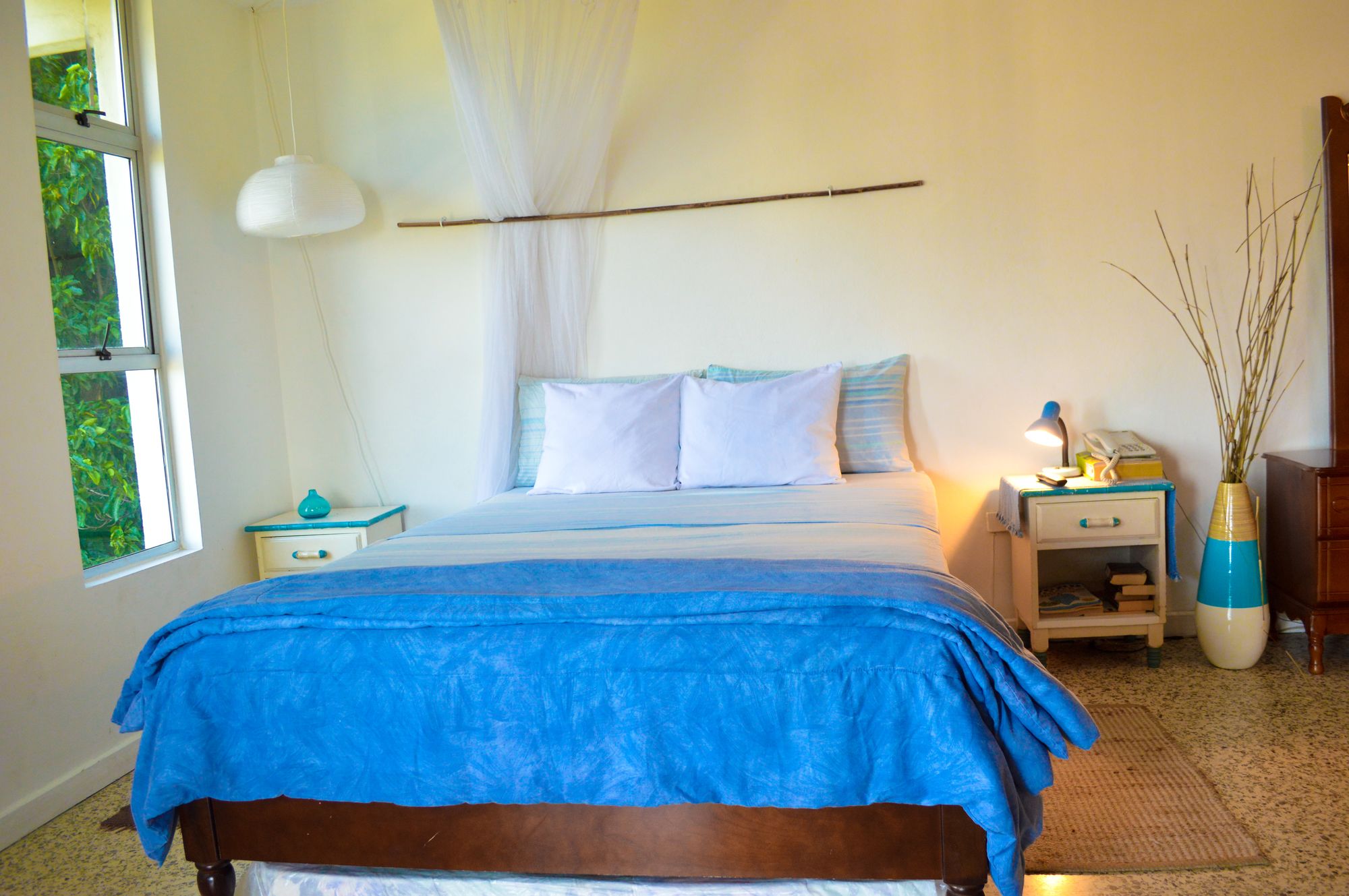 Фото Montego Bay Club Beach Resort