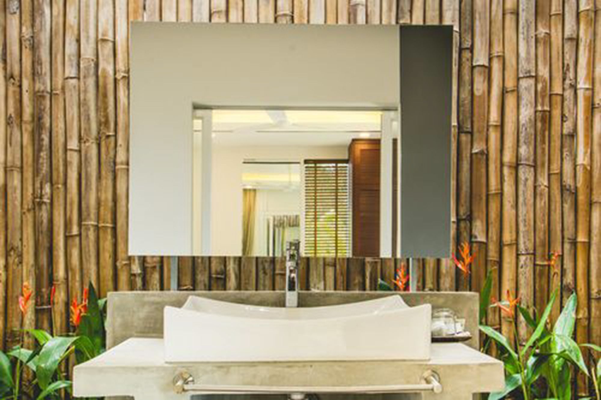 Фото Sahaa Beach Resort