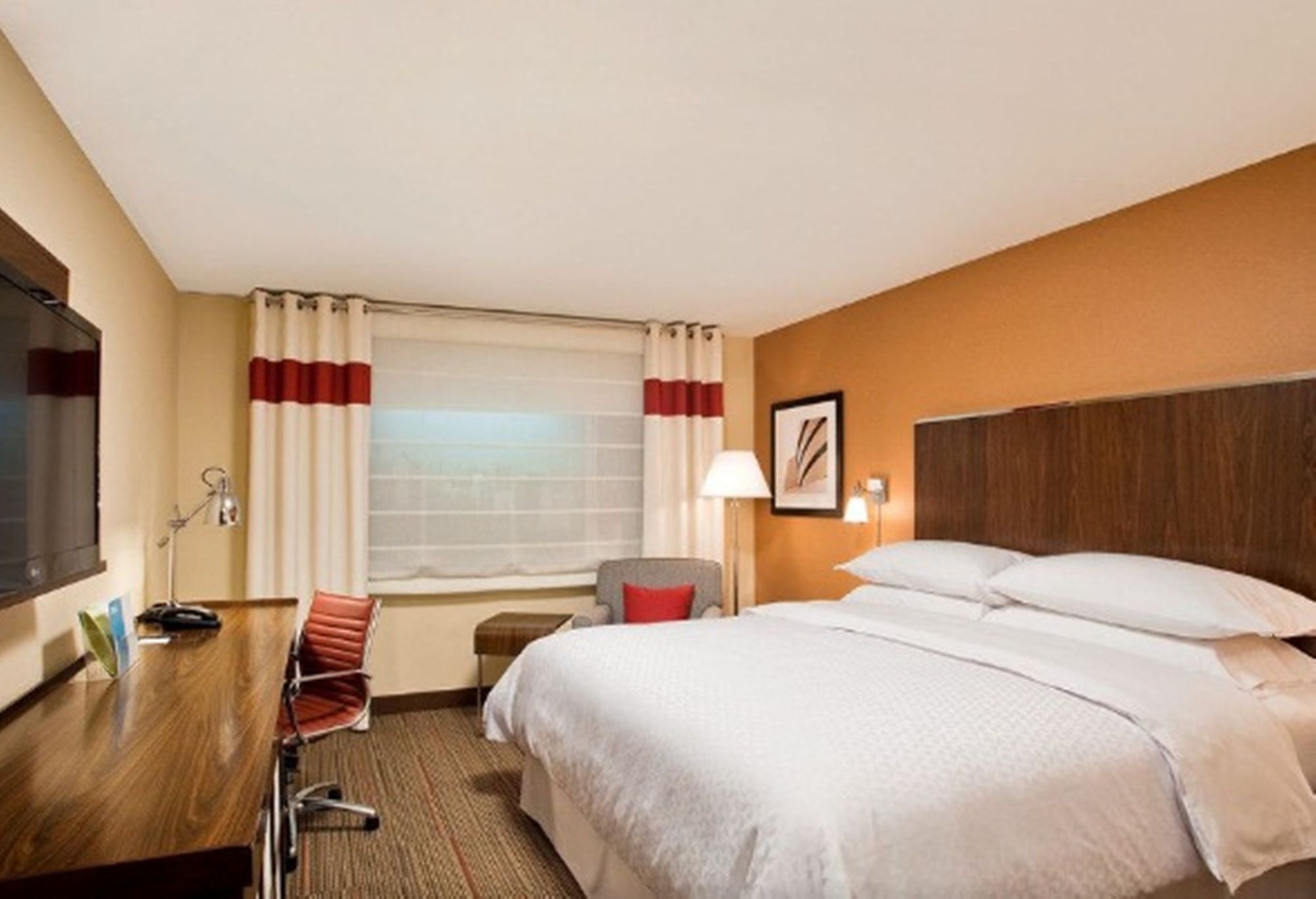 Фото Four Points by Sheraton Vadodara