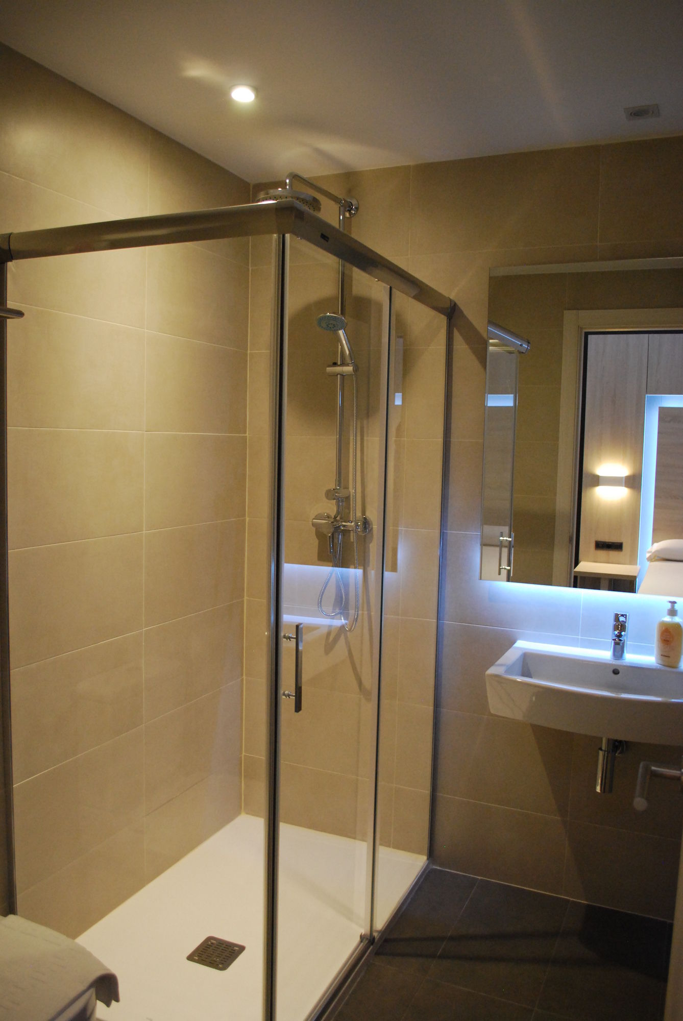 Фото Plaza Goya Rooms