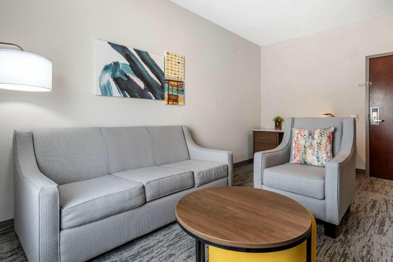 Фото Tryp by Wyndham Tallahassee North I-10 Capital Circle