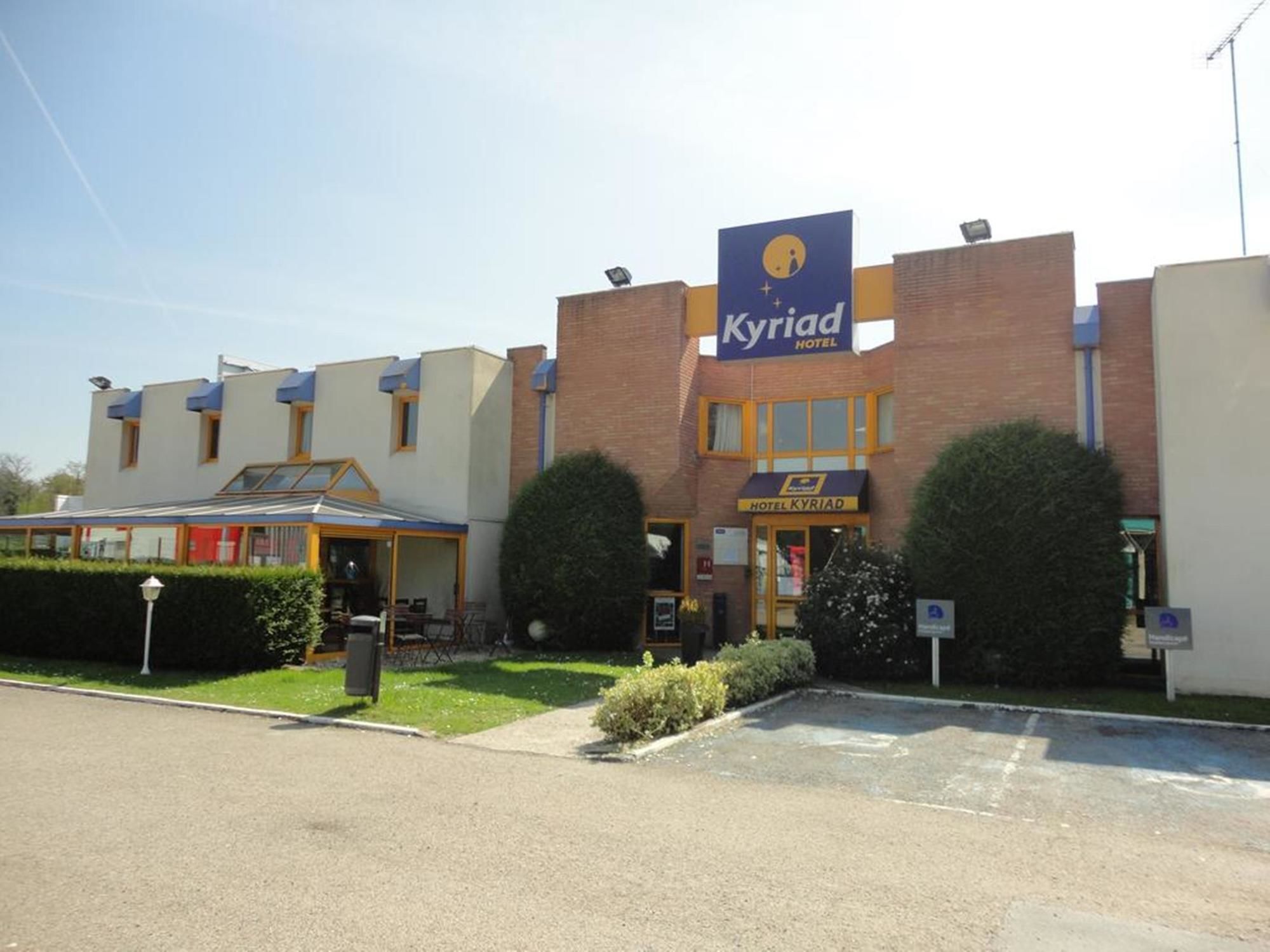 Фото Kyriad Chantilly