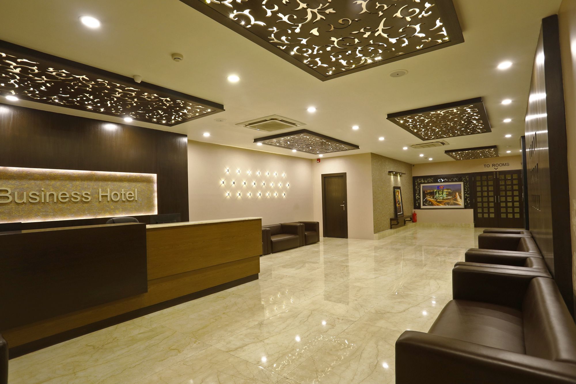 Фото United Business Hotel