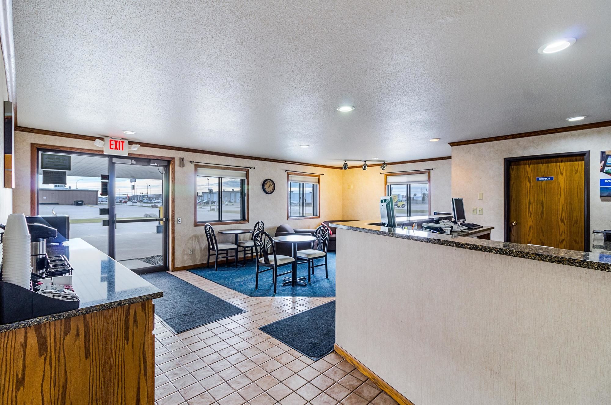 Фото Motel 6 Fargo, Nd - South